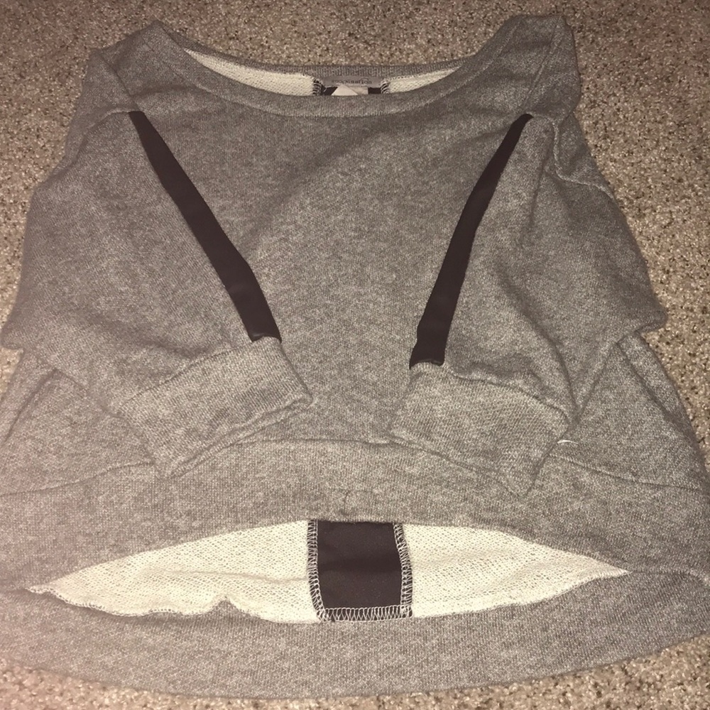 Grey crop top